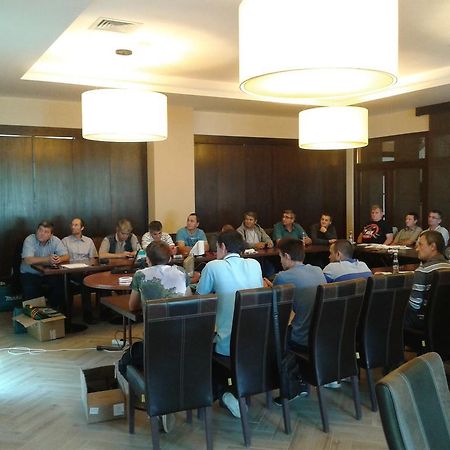 Pensiunea Berna Bacău Dış mekan fotoğraf