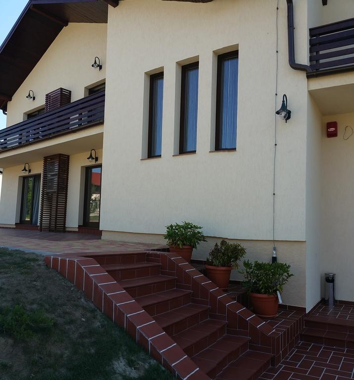 Pensiunea Berna Bacău Dış mekan fotoğraf