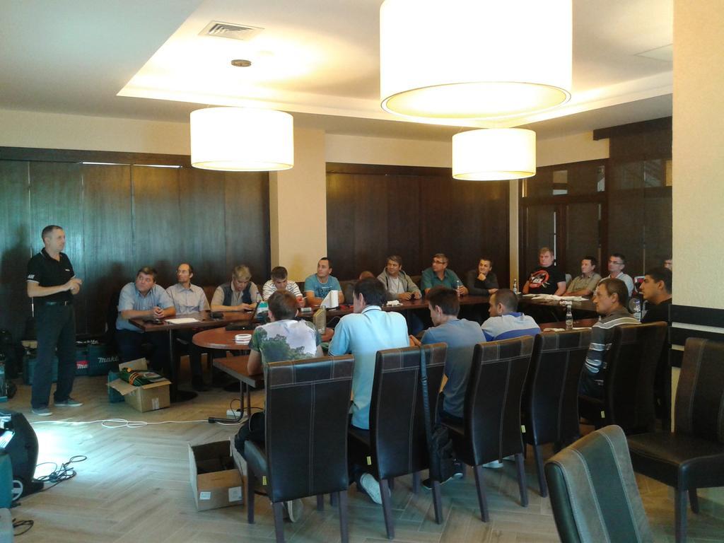 Pensiunea Berna Bacău Dış mekan fotoğraf